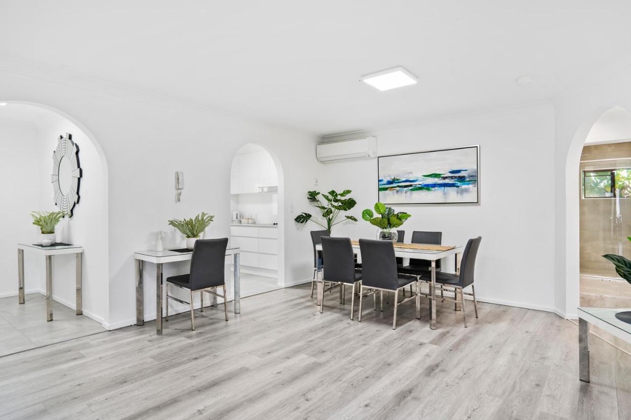 Coco Bella Retreat In Central Surfers - Sleeps 6-8 Голд-Кост Екстер'єр фото
