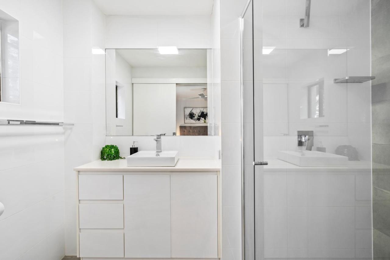 Coco Bella Retreat In Central Surfers - Sleeps 6-8 Голд-Кост Екстер'єр фото
